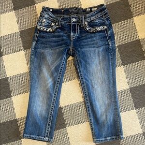 Miss Me Signature embellished capris 26